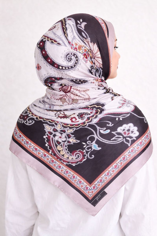 Hijab mit persischem Blumenmuster - Altrosa