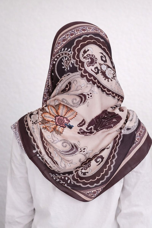 Hijab mit persischem Blumenmuster - Weinrot