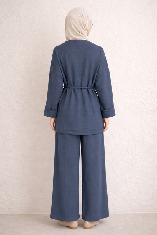 Zweiteiliges Set mit Gürtel - Blau