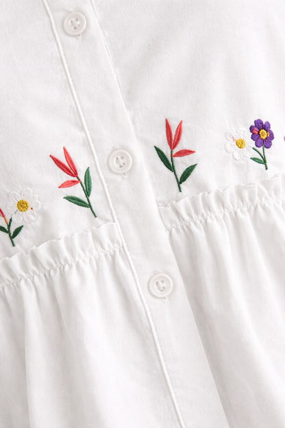 Plissee-Bluse mit Blumenstickerei - Weiß