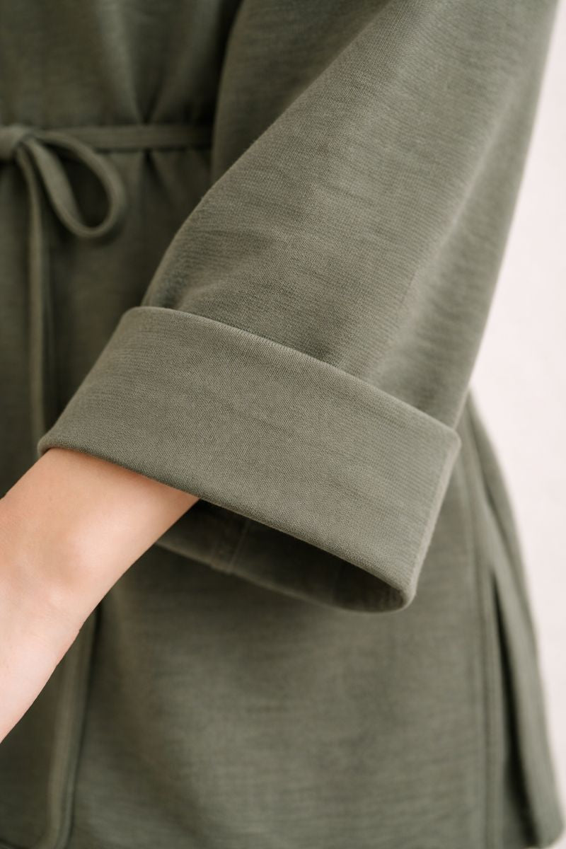 Zweiteiliges Set mit Gürtel - Grün