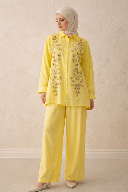 Zweiteiliges Set mit Perlenstickerei - Gelb