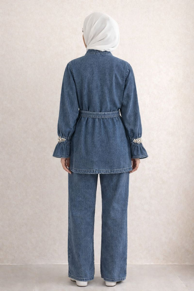 Jeans-Anzug mit Funkelstein-Manschette