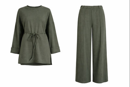 Zweiteiliges Set mit Gürtel - Grün