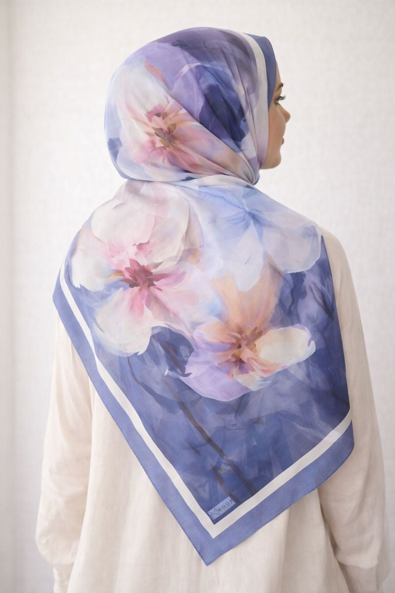 Hijab mit Blumenmuster - Violett