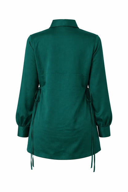 Satinbluse mit seitlichen Schleifen