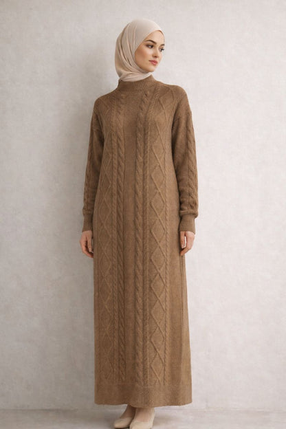 Strickkleid mit Zopfmuster - Nerzbraun