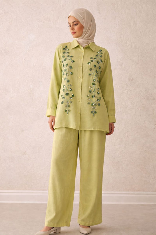 Zweiteiliges Set mit Perlenstickerei - Grün