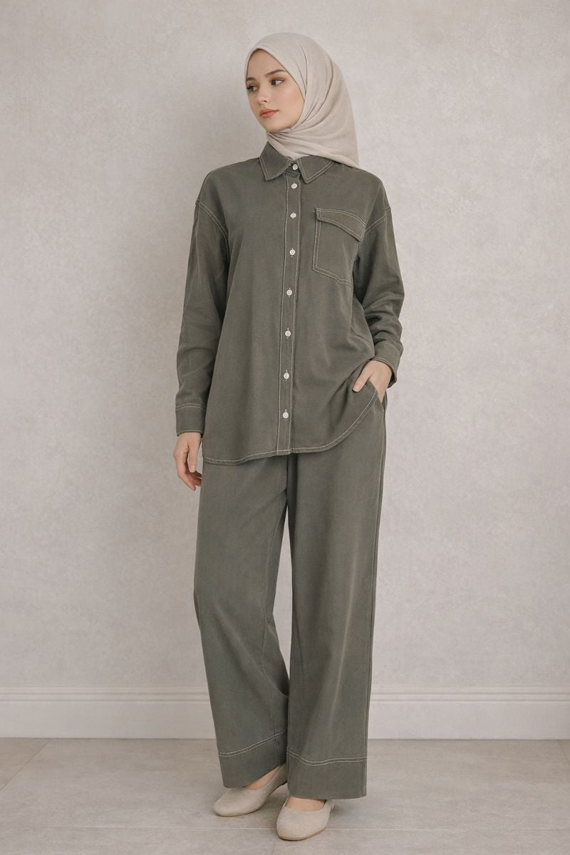 Zweiteiliges Set mit Ziernähte - Grün