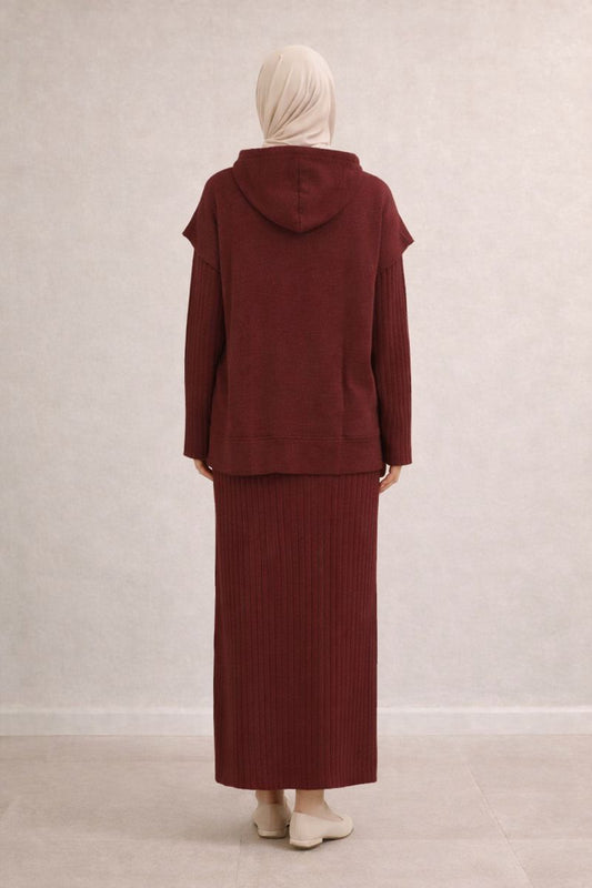 Zweiteiliges Strickset aus Kleid und Kapuzenpullover - Rot