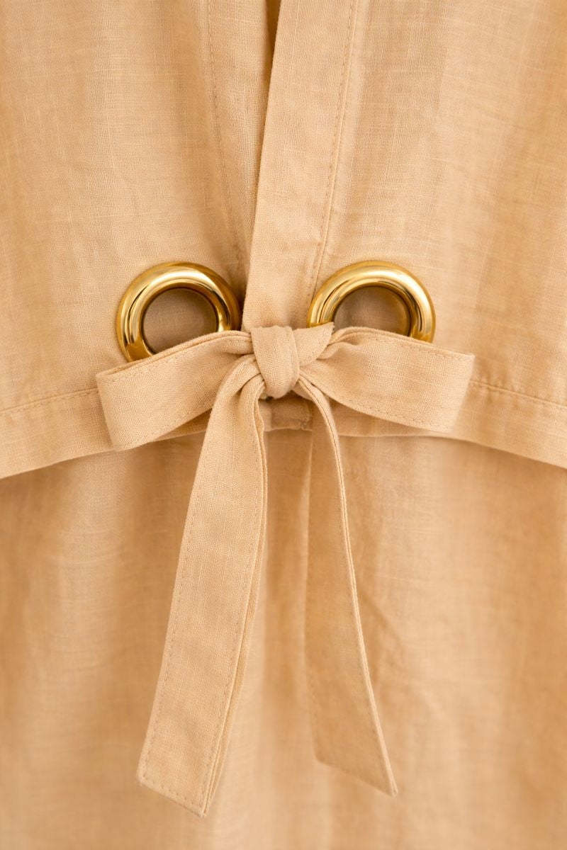 Elegante Bluse mit Ballonärmel und Ösendetail - Beige