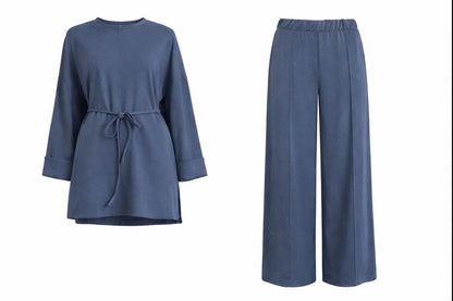 Zweiteiliges Set mit Gürtel - Blau