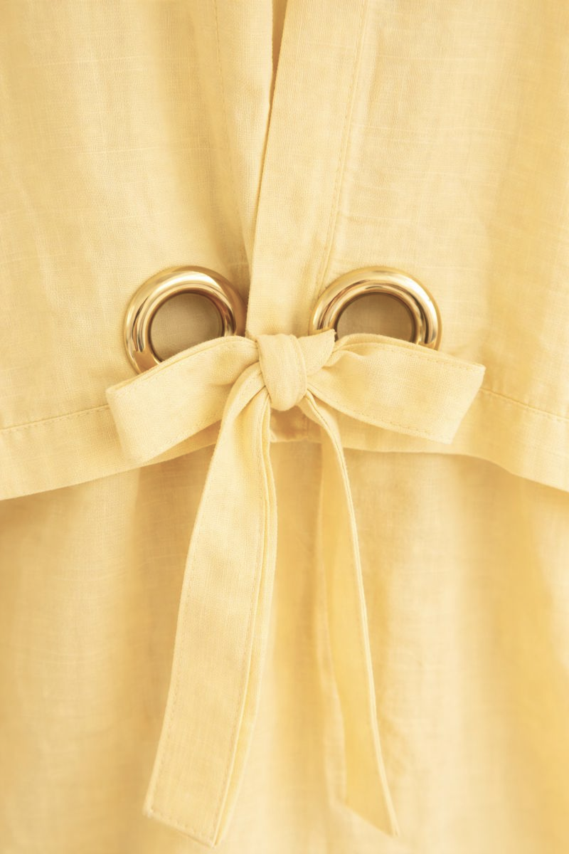 Elegante Bluse mit Ballonärmel und Ösendetail - Gelb