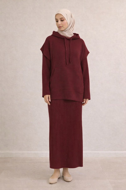 Zweiteiliges Strickset aus Kleid und Kapuzenpullover - Rot