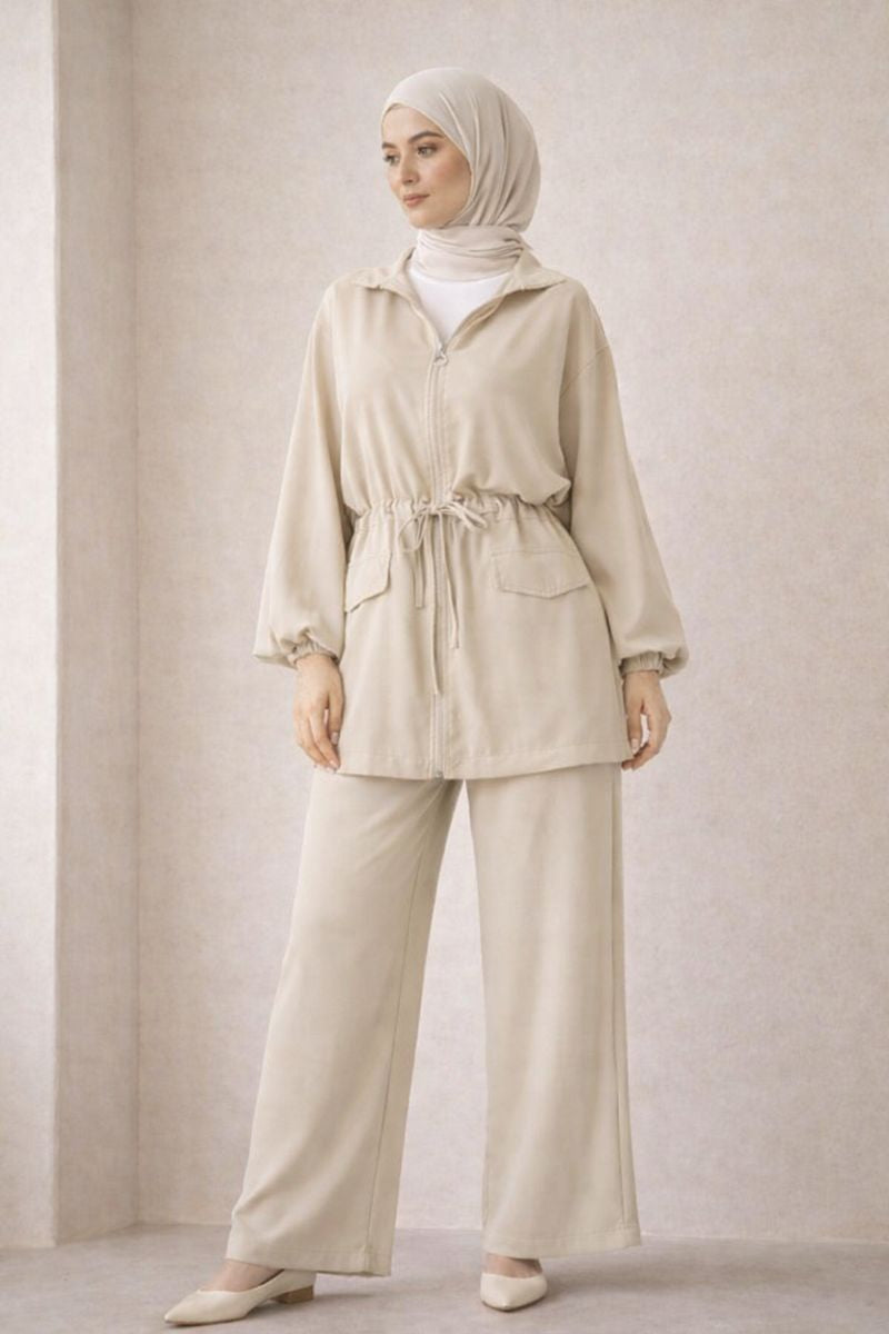 Zweiteiliges Set mit Ballonärmel und Taillengürtel - Beige